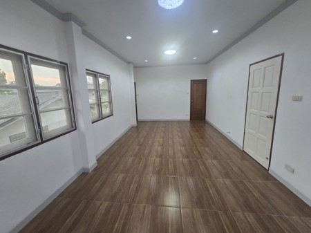 บ้าน ให้เช่า สวยเหมือนใหม่ บ้านเดี่ยวรามคำแหง ใกล้รพเวชธานีรามคำแหง บ้านใกล้รพรามคำแหง มือสองปรับปรุงใหม่